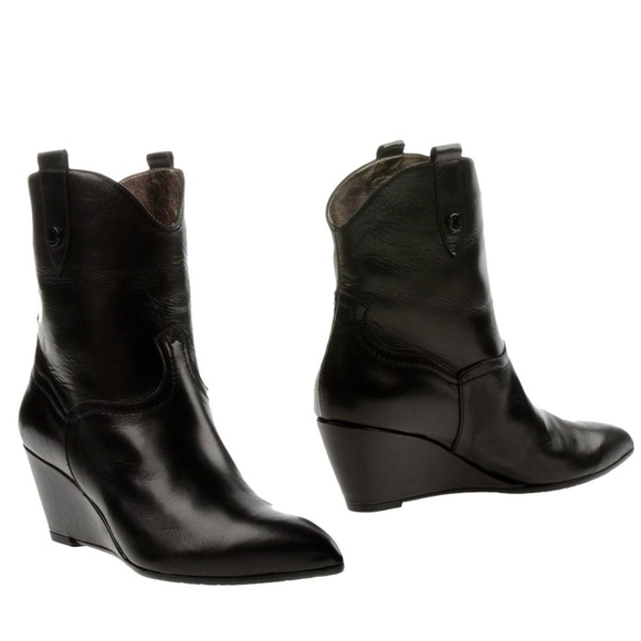 Fiorangelo Western Ankle Wedge Boots - Picture 1 of 3